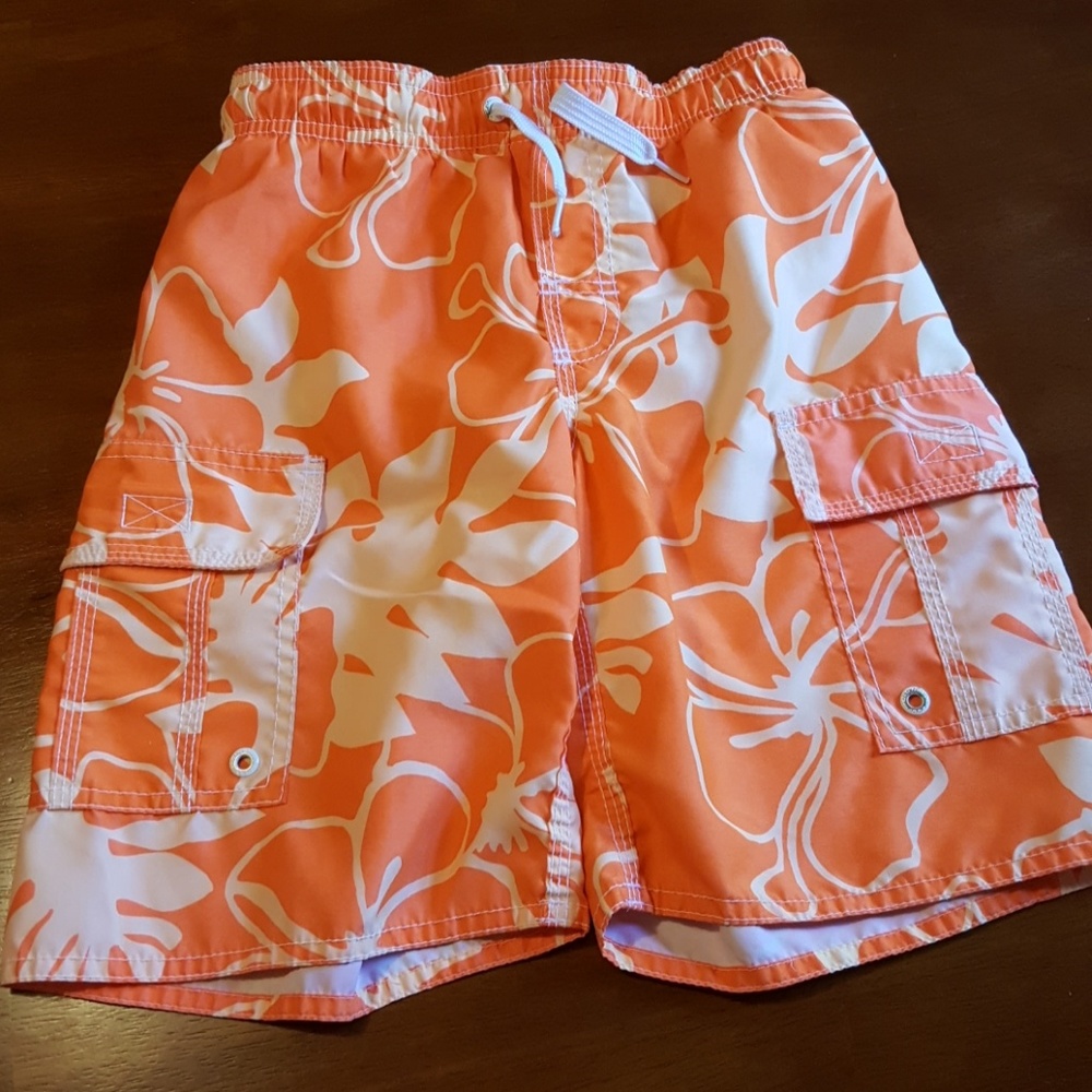 Boys Old Navy Swim Trunks Size S 6-7
